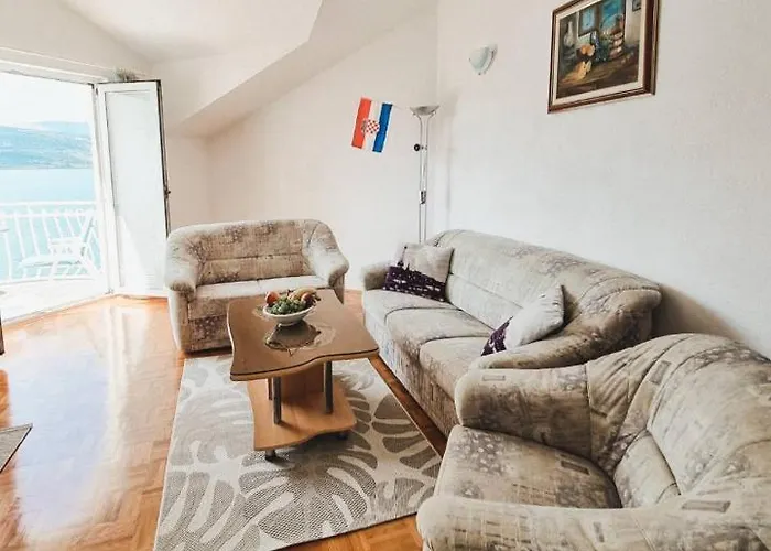 Milla 1 * 特罗吉尔